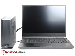 Schenker XMG Neo 15 mit XMG Oasis im Laptop-Test: RTX 3080 Ti ohne thermische Limits