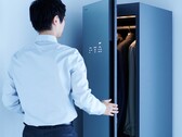 Panasonics smarte Garderobe macht es einfach, Kleidung aufzufrischen. (Bild: Panasonic)