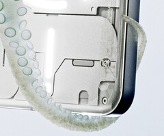 Das Nothing Phone (2) soll deutlich hochwertiger – und teurer – als das Nothing Phone (1) werden. (Bild: Nothing)