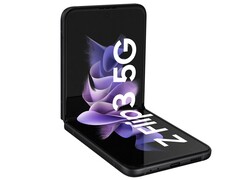 Otto verkauft das Samsung Galaxy Z Flip 3 Foldable inklusive drei Jahren Garantie heute für 499 Euro (Bild: Samsung)