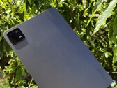Das Xiaomi Pad 6 besitzt ein schickes Aluminium-Gehäuse (Bild: Marcus Herbrich)