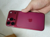 Das iPhone 18 Pro könnte laut einem neuen Leak zwischen 9,9 und 10,9 mm dick werden – das iPhone 17 Pro misst 8,75 mm.