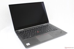 Das ThinkPad X1 Yoga Gen 4 kostet dank stattlicher Refurbished-Rabatte nur noch 299 Euro (Bildquelle: Allen Ngo)