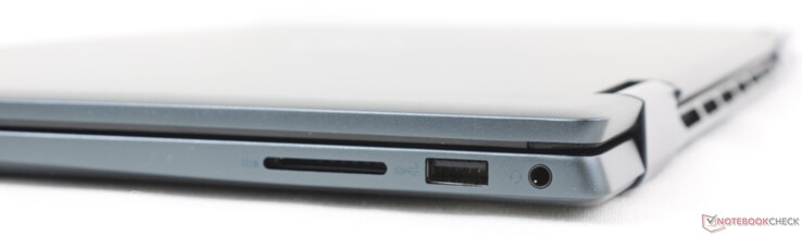 Rechts: SD-Kartenleser, USB-A 3.2 Gen. 1, 3,5-mm-Headset