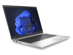 HP EliteBook 835 G9 im Test: Leistungsstarkes Business-Notebook mit hellem Bildschirm und toller Tastatur