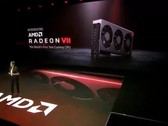 Radeon VII: Erste 7-nm-GPU soll mit RTX 2080 mithalten - und günstiger sein (Bild: AMD)