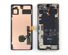 Google bietet in Frankreich jetzt offizielle Reparatur-Handbücher für das Pixel 7 und das Pixel 7 Pro an. (Bild: iFixit)