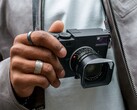 Die Leica M11 verzichtet auf die klassische Bodenplatte.