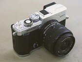 Die OM Pen nimmt sich Design-Anleihen von der Olympus Pen aus dem Jahr 1959.