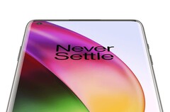 Zum OnePlus 8 Pro sind nun jede Menge Kamera- und Display-Spezifikationen geleakt. (Bild: Roland Quandt, OnePlus)