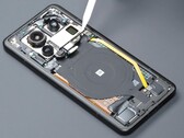 Der erste Teardown zum Xiaomi 14 Ultra liefert auch gleich ein paar Kamera-Tests und Messresultate der Flaggschiff-Hardware. (Bild: WekiHome)