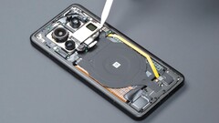 Der erste Teardown zum Xiaomi 14 Ultra liefert auch gleich ein paar Kamera-Tests und Messresultate der Flaggschiff-Hardware. (Bild: WekiHome)