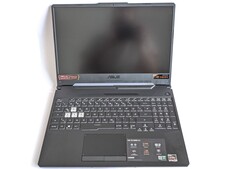 Bestpreis: Asus TUF Gaming A15 mit AMD Ryzen 7, RTX 3070 und langer Akkulaufzeit im Laptop-Deal (Bild: Notebookcheck)