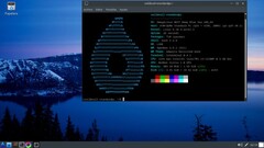 OmegaLinux 2026.02.21 Desktop mit Terminal-Fenster, das die neue Arch‑Linux-Basisversion zeigt