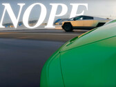 Die Vermarktung des Cybertrucks von Tesla stützte sich stark auf den Leistungsvergleich mit einem Porsche 911 (Bild: Tesla on YouTube - bearbeitet)