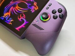 Der MSI Claw 8 EX AI+ Handheld mit dem Intel G3 Extreme