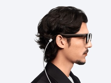 Die Uhr kann bei der Benutzung geladen werdne (Bildquelle: Xiaomi)