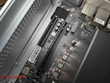 Die 2 PCIe-Slots