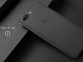 OnePlus 5: Modell mit 6/64 GB in Slate Gray sofort lieferbar
