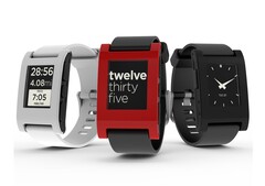 Die Pebble war im Januar 2013 die erste kommerziell erfolgreiche Smartwatch, lange vor der ersten Apple Watch. (Bild: Pebble)