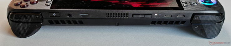 Oberseite: Power-Button (inkl. Fingerabdruckscanner), 3,5-mm-Audio, microSD-Kartenleser, Lautstärke, USB-C 3.2 Gen.2 (10 GBit/s, DisplayPort 2.1, Power Delivery 3.0), USB-C 4.0 (40 GBit/s, DisplayPort 2.1, Power Delivery 3.0)