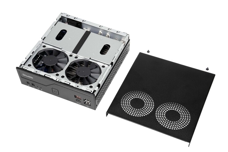 Der DH810S hat ein ordentliches Kühlsystem mit zwei Lüftern