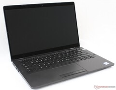 Das Dell Latitude 13 5300 ist ein kompaktes 13-Zoll-Convertible für unter 300 Euro (Bildquelle: Allen Ngo)