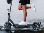 Den E-Scooter Honey Whale E9 gibt es aktuell für nur 159 Euro. (Bildquelle: Geekbuying)