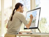 Das Microsoft Surface Studio 2+ bietet einen etwas moderneren Prozessor zum deutlich höheren Preis. (Bild: Microsoft)