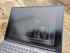 Im Freien bei starker Bewölkung