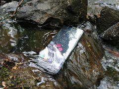 Das Premium-Modell des Galaxy S8+ mit 6 GB RAM und 128 GB Speicher wird auch über HongKong zu beziehen sein.