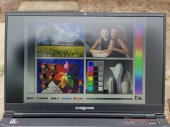 An einem bewölkten Tag im Freien