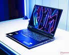 Das Acer Predator Helios 18 ist eines der größten und schnellsten Gaming-Laptops am Markt. (Bild: Notebookcheck)