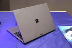 Das NEC Lavie BM94C.