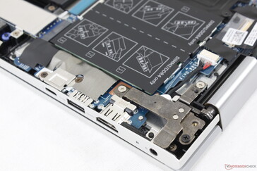 Die Wartung ist relativ einfach, besonders für einen Convertible-Laptop.