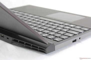 Maximaler Öffnungswinkel des Deckels von ca. 140 Grad