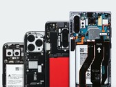 Die neuen Skins von dbrand machen das Innenleben eines Smartphones sichtbar. (Bild: dbrand)