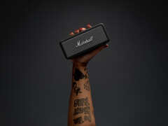 Der Marshall Emberton II Black and Steel erweitert den Bluetooth-Lautsprecher um eine neue Design-Option. (Bild: Marshall)