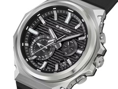 Die Casio G-Steel verzichtet auf das Metallarmband und wird dadurch leichter