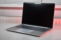 Das HP EliteBook 8 G1a 14 (Bildquelle: Benjamin Herzig/Notebookcheck)