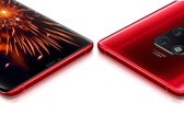 Tiefrot und auch in Dunkelblau präsentiert sich das Mate 20 Pro neuerdings in China.