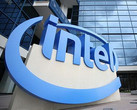 Intel: Umsatz stabil, Gewinn halbiert