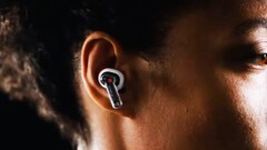 Die Ear 1 sind das erste Produkt von Nothing, Kunden sollen durch ein ungewöhnliches Design überzeugt werden. (Bild: Nothing)