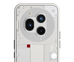 Das Nothing Phone (3) soll auf das Glyph Interface älterer Nothing Phones verzichten. (Bildquelle: Max Jambor)