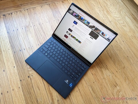 Test HP Dragonfly Folio 13.5 G3 Convertible: Das Ende von Snapdragon und Windows on ARM