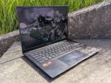 Asus ZenBook 14 OLED.