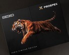 Die schwarzen Präsentationsboxen der Seiko Prospex India Limited Edition zeigen die Illustration eines springenden Tigers