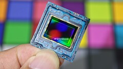 Das dürfte er sein, der erste 1/1.1 Zoll 200 Megapixel Sony-Sensor mit Namen LYT-910, der im Vivo X300 Ultra und Oppo Find X9 Ultra erwartet wird. (Bildquelle: @feni_book)