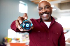 Sphero Bolt+ besitzt ein Display und neue programmierbare Features. (Bild: Sphero)