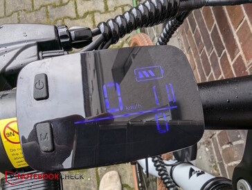 Der Startbildschirm, Tripkilometer werden angezeigt